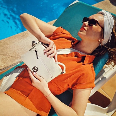 Noelia Bolger kabelka crossbody krémová NB 3018 K