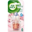 Air Wick Magnolie & Třešeň náhradní náplň 19 ml