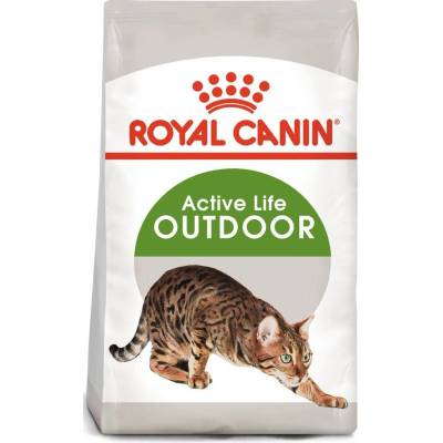 Royal Canin Outdoor 30 4 кг суха храна за възрастни котки, които излизат навън