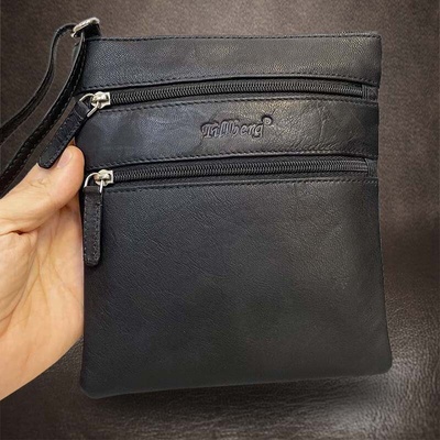 Decentní menší kožená dámská crossbody taška