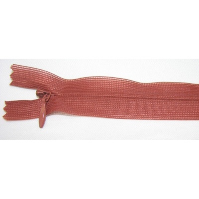 Zips krytý nedeliteľný 25cm škoricový