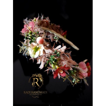 Radi handmade Дизайнерска диадема с червени цветя и розови хортензии (794)