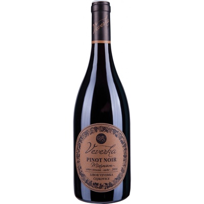 Veverka Pinot Noir Minimum výběr z hroznů 2021 14% 0,75 l (čistá fľaša)