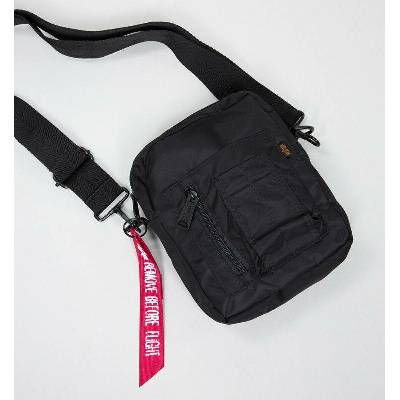 Alpha Industries taška Crew Carry black 196924