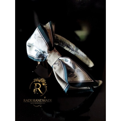 Radi handmade Сатенена диадема със зелена панделка и шарена основа (866)