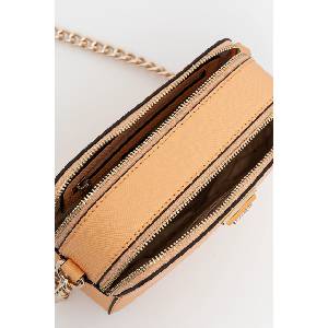 GUESS Чанта NOELLE (HWZG78.79140) - answear - 101,68 лв