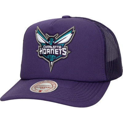 Mitchell & Ness Charlotte Hornets NBA Evergreen Trucker