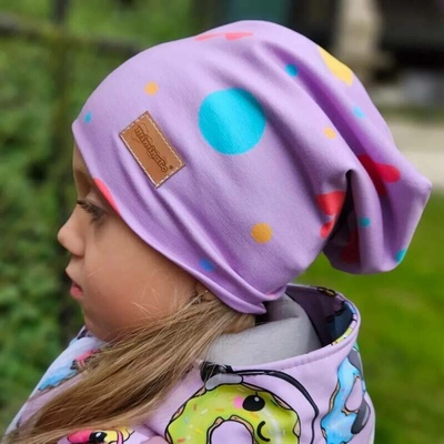 dětská homeless čepice Srdíčka a puntíky