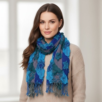 Топъл зимен шал в синьо и петролено с ламе