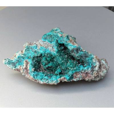 Dioptas přírodní krystaly v hornině 266g, Kongo DIO 8152