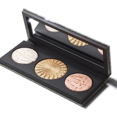 MAC Flashing Ice Extra Dimension Illuminating Highlighter Palette Light 9 g