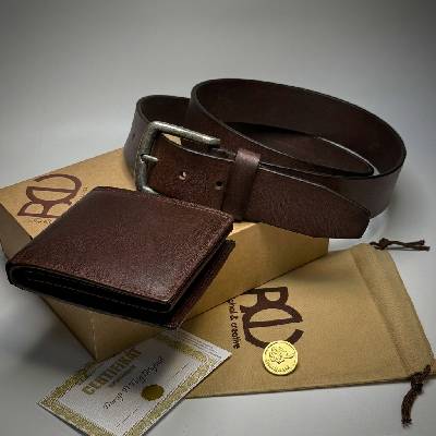 Tvujoriginal Tmavě hnědý kožený set ROYAL peněženka + pásek s vlastním monogramem