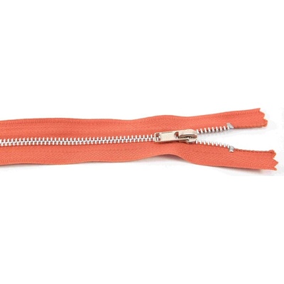 Nedeliteľný kovový strieborný zips č.3 viac farieb - dĺžka (16 - 20 cm) 20 cm Škoricová