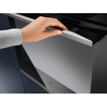 Image 1 of Electrolux KOBBS39WX SteamBoost