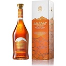Ararat Apricot 35%, 0,7 l (kartón)