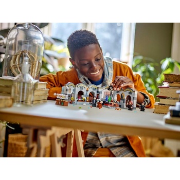Image 1 of LEGO® Harry Potter™ - Hogwarts Castle: Potions Class (76431)