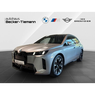 BMW iX xDrive 300 kW