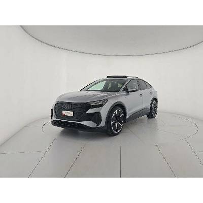 Audi Q4 45 quattro e-tron S-line 210 kW