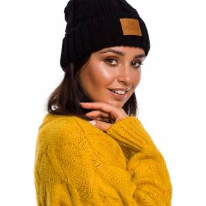 BE Knit Дамска шапка модел 136406 BE Knit