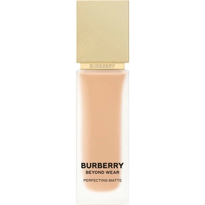 Burberry Beyond Wear Perfecting Matte Foundation tekutý make-up light warm 040 30 ml