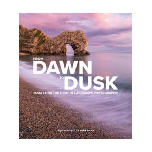 From Dawn to Dusk | Ross Hoddinott (ISBN: 9781781454947)