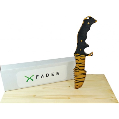 F A D E E Huntsman - Tiger tooth