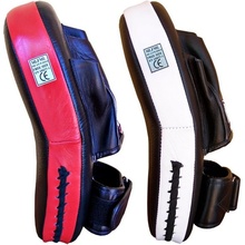MUAY Lang curved coaching mitt