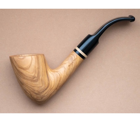Prague pipe oliva