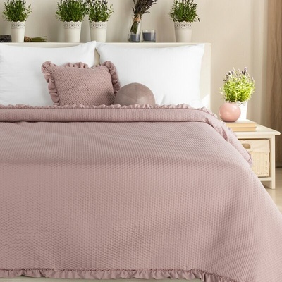 Takoy Přehoz pudrový prošívaný metodou hot press s ozdobným volánem 240x220 cm FALBANKA Design 91-HF-484526 | 240 x 220 cm