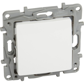 Legrand Лихт бутон niloe 6a бял (m019994)