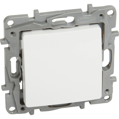 Legrand Лихт бутон niloe 6a бял (m019994)