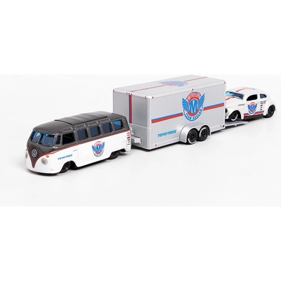 Maisto Volkswagen Van Samba + přívěs + Volkswagen Beetle 1:64