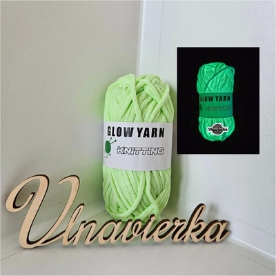 GLOW YARN priadza svietiaca v tme G005E neonová zelena šnur