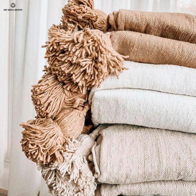 My Soul Depot Одеяло Мароко с пискюли / бяло с кафяви пискюли (ber049)