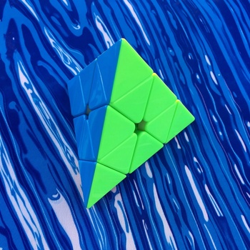 Pyraminx MoYu černý