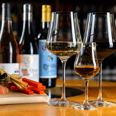 Degustácia vína so someliérom