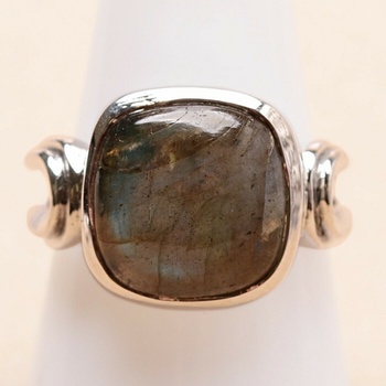 Nefertitis Labradorit prsten stříbro 54560
