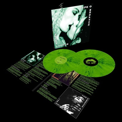 BLOODY KISSES - SUSPENDED IN DUSK