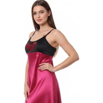 Стилна сатенена нощница в червено и черно със сърце от пайети