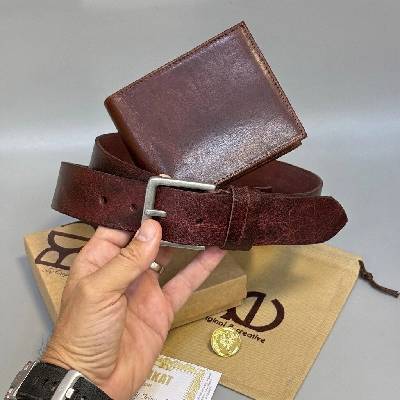 Prémiový bordo kožený set s monogramem poctivá profesionální práce