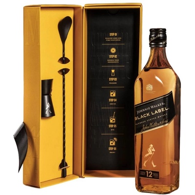 Black Label 12 YO коктейл сет - бленд шотландско уиски 700ml