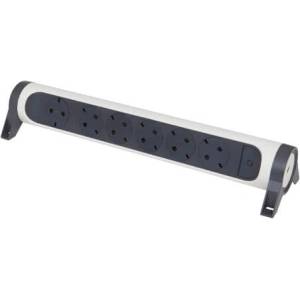 Legrand Разклонител 6x 2P+E Шуко, бутон ON/OFF, без кабел, цвят Бял/тъмносив - Legrand Premium 694547 (694547)