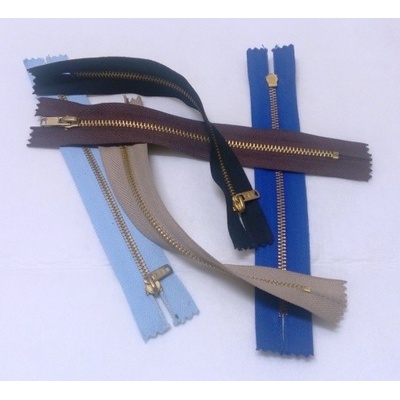 Zip mosazný 14 cm