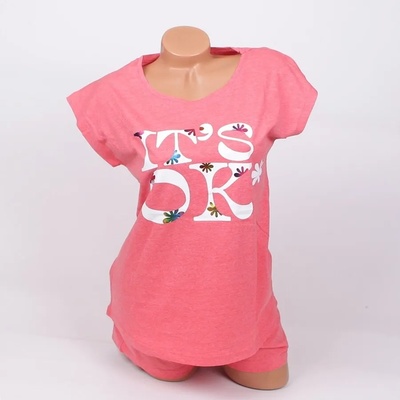 Лятна пижама в коралов цвят с голям бял надпис