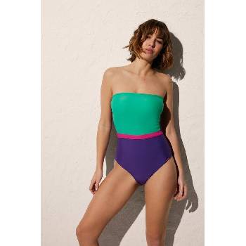 Image 1 of Ysabel Mora ЦЯЛ БАНСКИ 82592