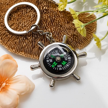 Image 1 of Art gift Метален ключодържател компас