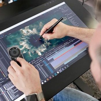 Image 1 of Wacom Cintiq Pro 24