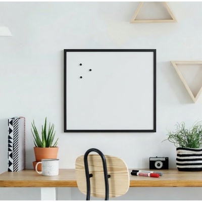 Toptabule.sk Biela magnetická tabuľa v čiernom drevenom ráme COLOR 120 x 90 cm