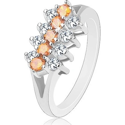 Šperky eshop Třpytivý prsten zdobený zirkonovými liniemi čiré a světle oranžové R33.8