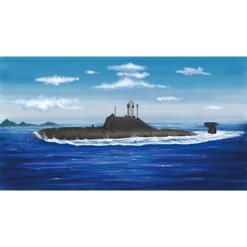 HobbyBoss Akula Class Russian Attack Submarine (87005)